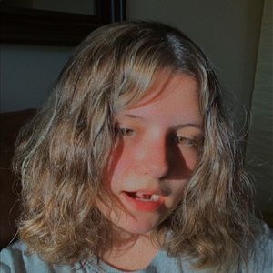 Meet your Posher, Anais